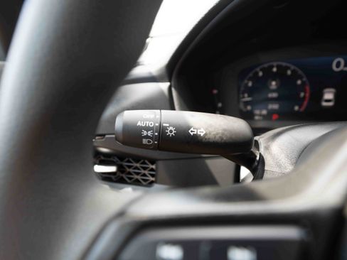 Certified 2025 Honda Accord SE image 13