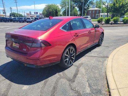 New 2026 Honda Accord Touring image 5