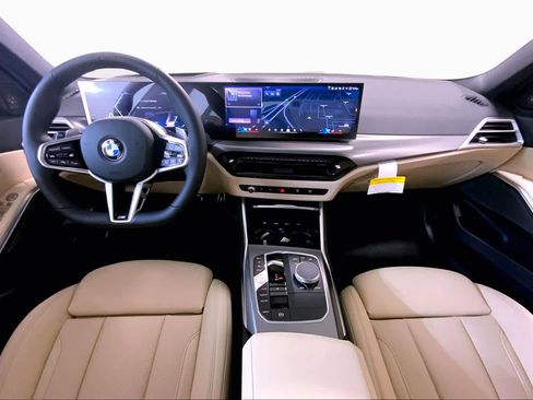 New 2026 BMW 330i xDrive Sedan w/ M Sport Package AWD/4WD image 5