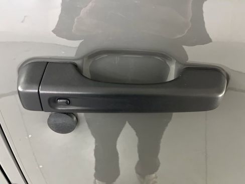 Used 2022 Jeep Wrangler Unlimited Rubicon w/ Cold Weather Group image 50