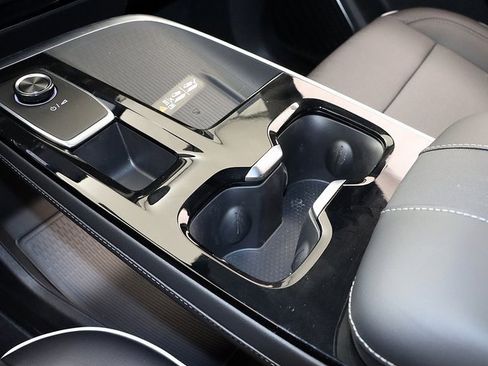 New 2026 Buick Enclave Preferred w/ LPO, Floor Liner Package image 23