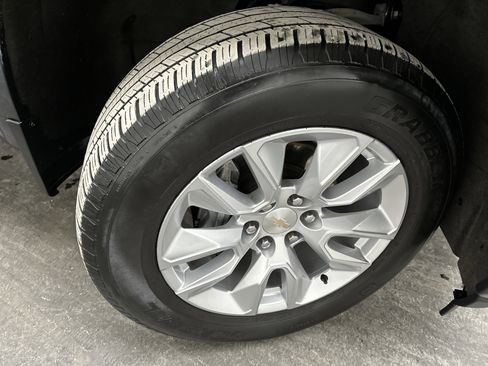 Used 2021 Chevrolet Silverado 1500 Custom image 9