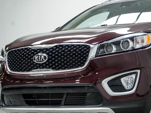 Used 2018 Kia Sorento EX w/ EX Advanced Touring Package AWD/4WD image 2