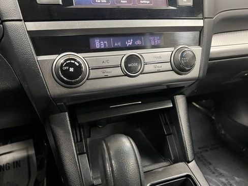 Used 2018 Subaru Outback 2.5i image 30