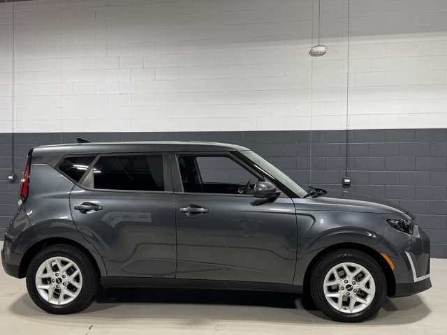 Used 2024 Kia Soul LX w/ LX Technology Package FWD image 14