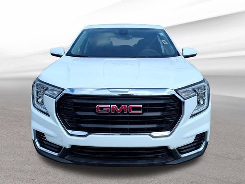 Certified 2024 GMC Terrain SLE FWD image 9