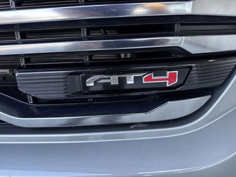 Used 2025 GMC Sierra 1500 AT4 w/ AT4 Premium Package image 11