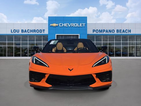 Used 2022 Chevrolet Corvette Stingray Preferred Conv w/ Z51 Performance Package RWD image 2
