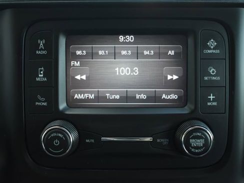 Used 2020 RAM 1500 Big Horn AWD/4WD image 24