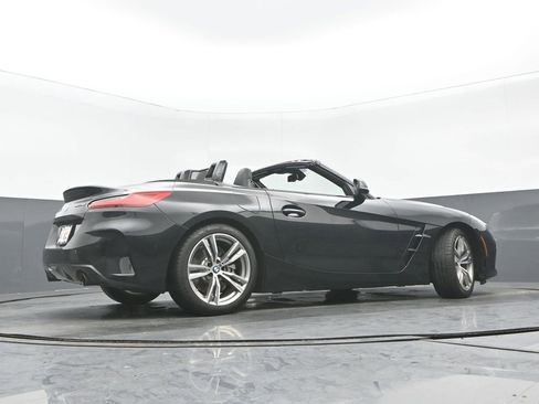 Used 2019 BMW Z4 sDrive30i w/ M Sport Package image 29