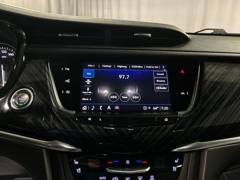 Used 2024 Cadillac XT6 Premium Luxury w/ Technology Package AWD/4WD image 17