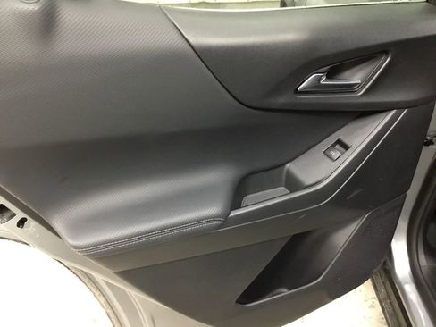 Used 2025 Chevrolet Equinox LT AWD/4WD image 24