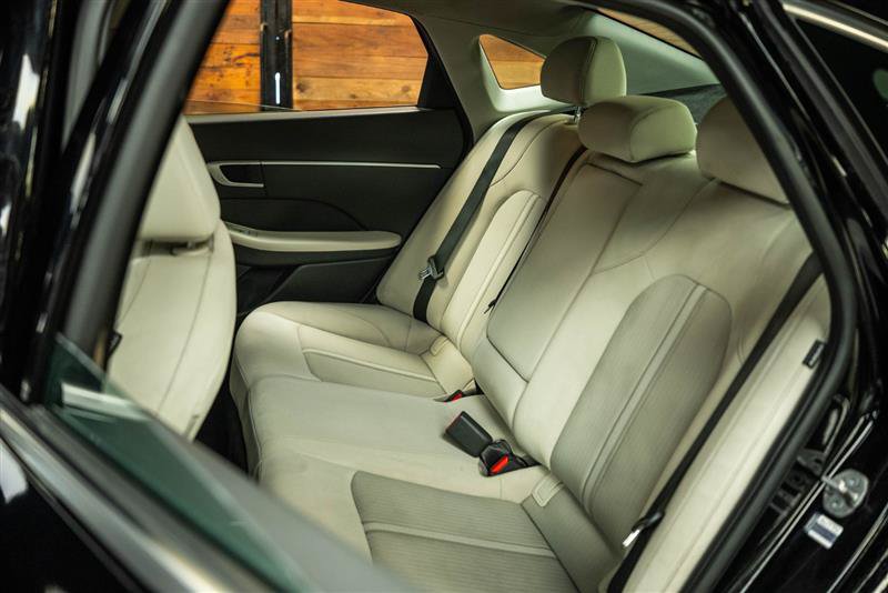 Used 2025 Hyundai Sonata SEL FWD image 10
