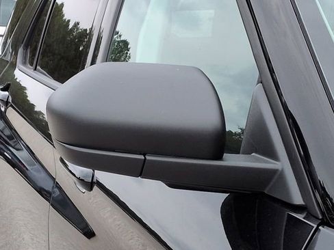 New 2025 Ford Explorer Active image 11