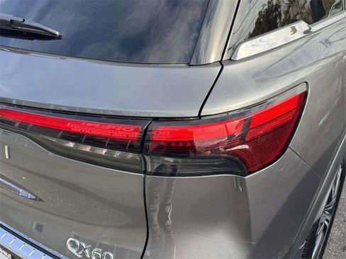 Used 2022 INFINITI QX60 Sensory w/ Vision Package image 10