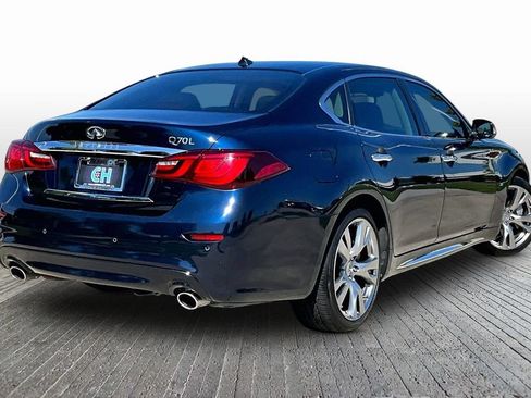 Certified 2018 INFINITI Q70 L 3.7 w/ Sensory Package RWD image 9