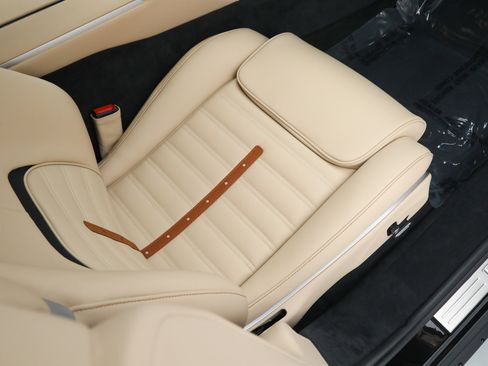 Certified 2025 Ferrari Purosangue AWD/4WD image 23