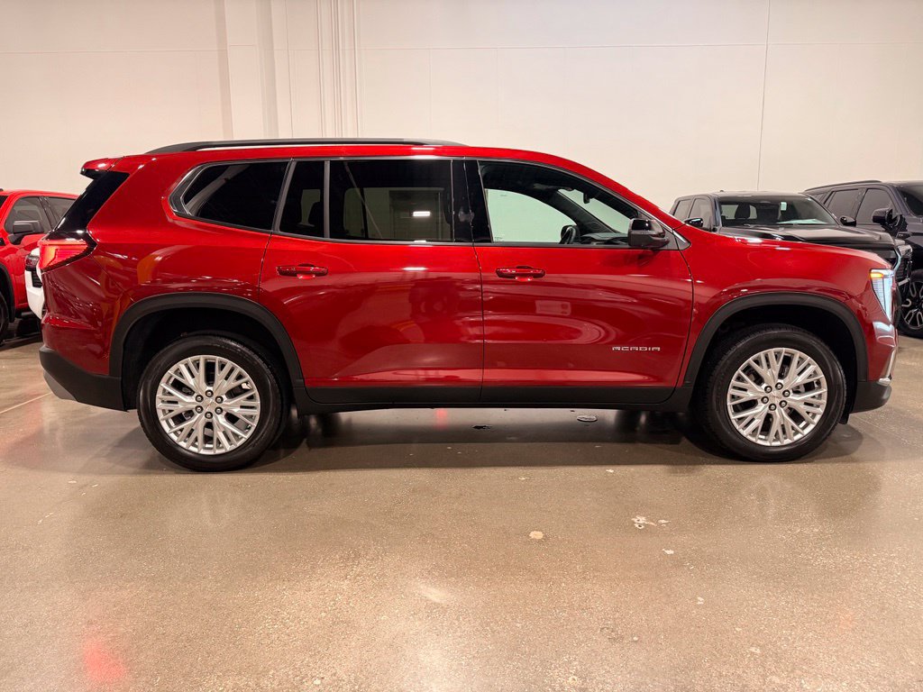 Used 2025 GMC Acadia Elevation w/ Elevation Premium Package FWD image 4