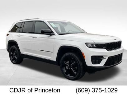 New 2025 Jeep Grand Cherokee Altitude