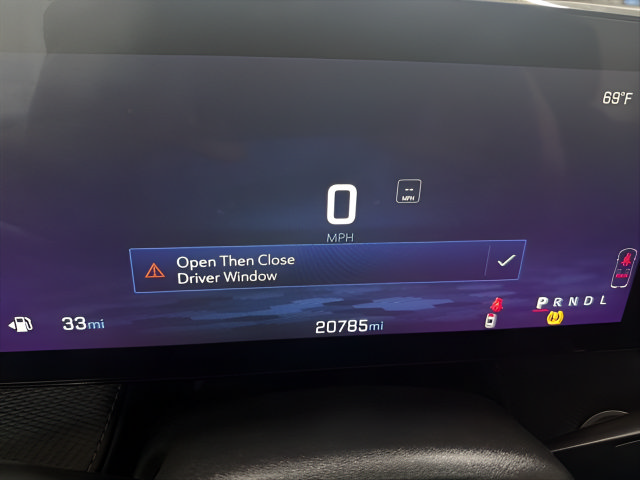 Used 2025 Chevrolet Equinox LT w/ Convenience Package II FWD image 18