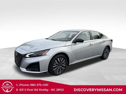 Certified 2025 Nissan Altima 2.5 SV