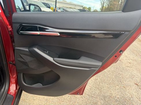 Certified 2025 Kia Seltos S image 27