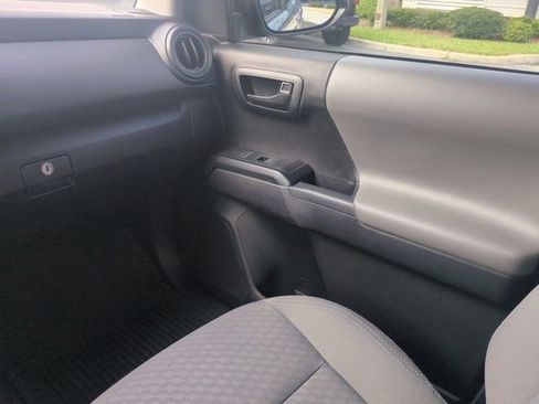 Used 2023 Toyota Tacoma SR w/ SR Convenience Package RWD image 18