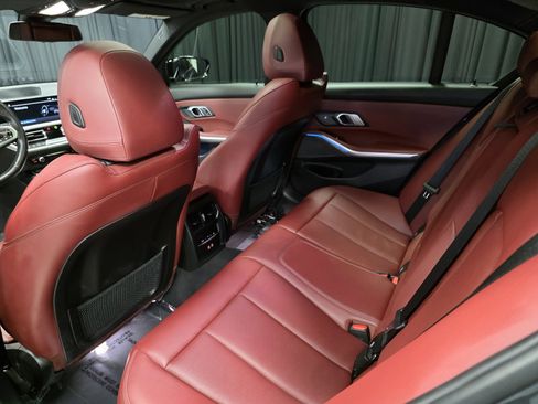 Used 2022 BMW 330e xDrive w/ M Sport Package image 29