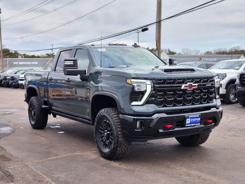 New 2026 Chevrolet Silverado 2500 ZR2 image 7