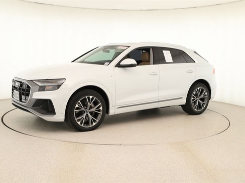 Certified 2023 Audi Q8 Prestige w/ Prestige Package image 13