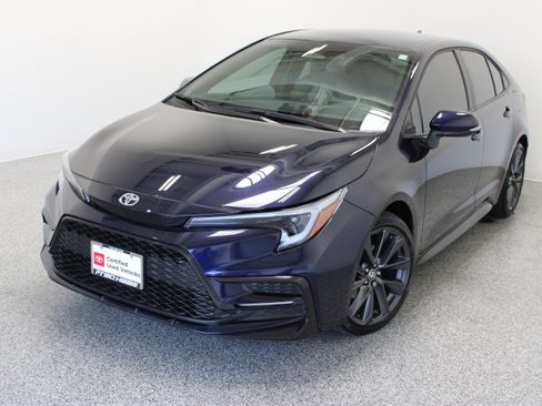 Certified 2026 Toyota Corolla SE FWD image 2