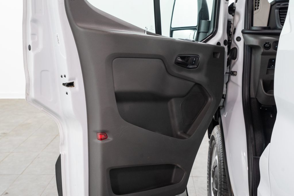 Used 2021 Ford Transit 350 XL RWD image 5