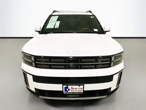 Used 2024 Hyundai Santa Fe Limited image 2