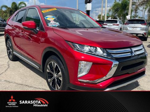 Used 2020 Mitsubishi Eclipse Cross FWD image 1