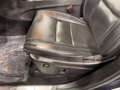 Used 2014 Jeep Grand Cherokee Overland image 21