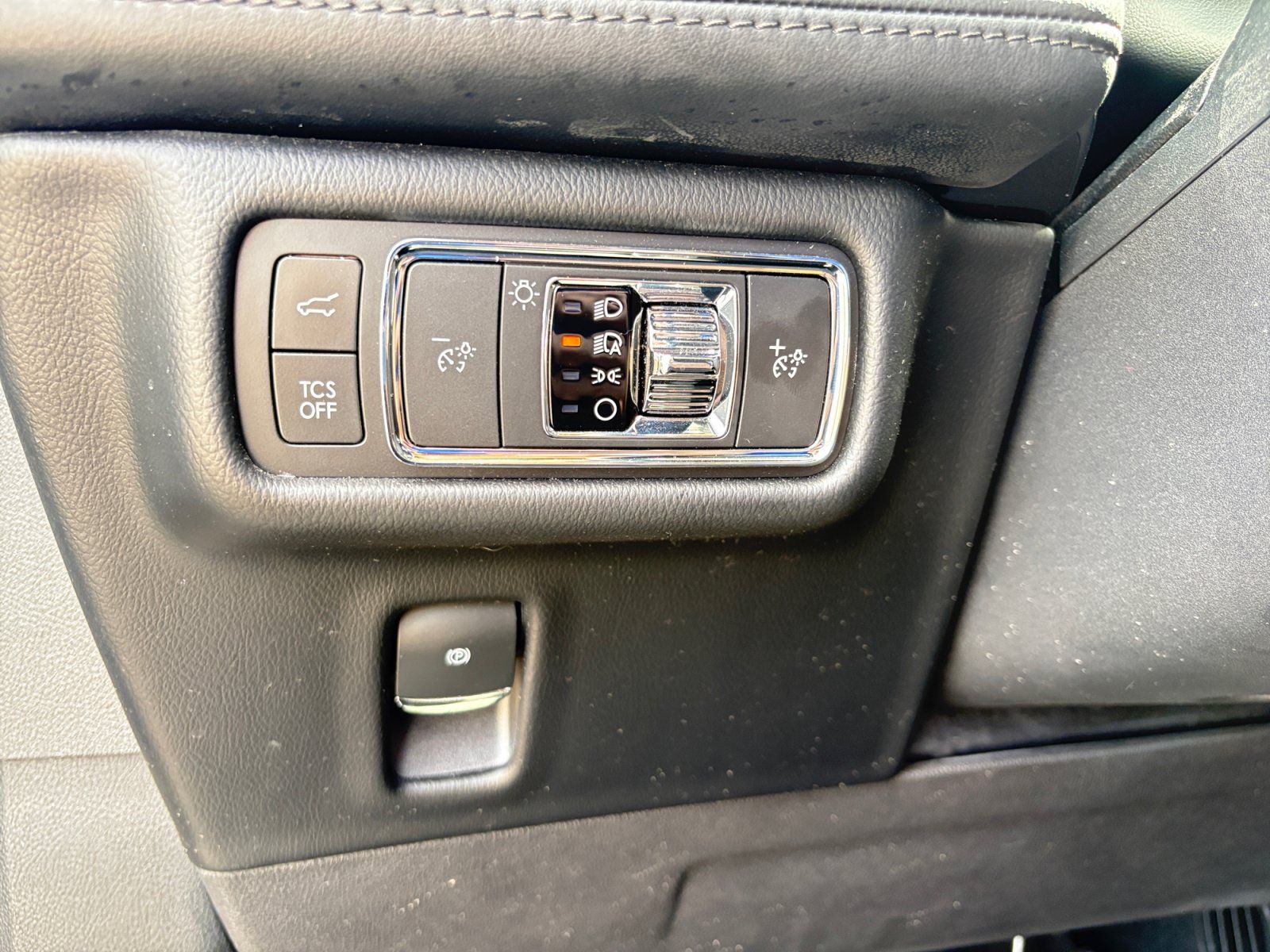 Used 2022 Lincoln Nautilus FWD image 20
