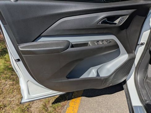 New 2027 Chevrolet Bolt LT FWD image 8