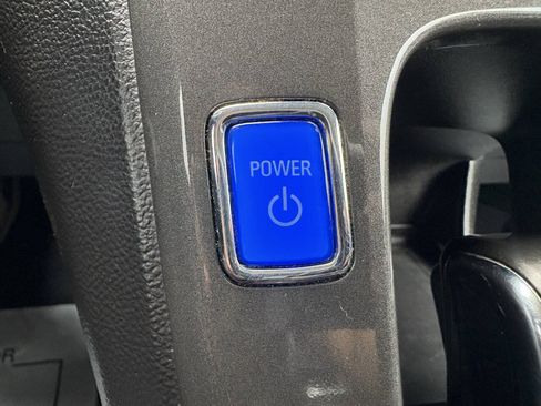 Used 2014 Chevrolet Volt Premium w/ Premium Trim Package FWD image 10