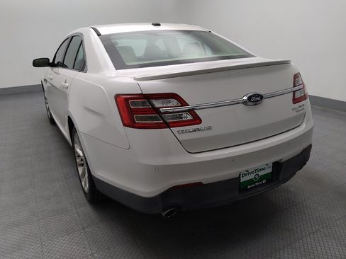 Used 2014 Ford Taurus Limited w/ Equipment Group 301A FWD image 7