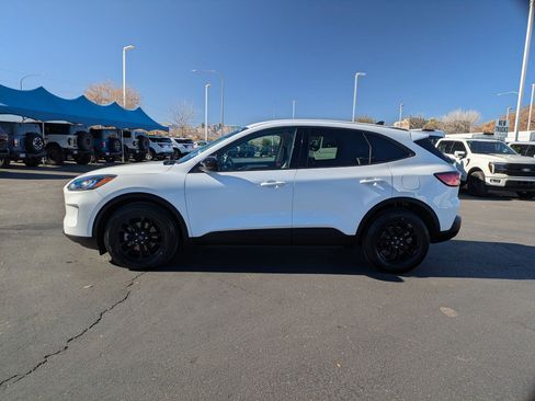 Used 2020 Ford Escape SE Sport image 7