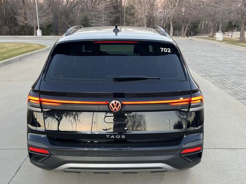 Certified 2025 Volkswagen Taos S image 9