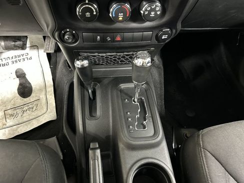 Used 2014 Jeep Wrangler Unlimited Sport w/ Quick Order Package 24S AWD/4WD image 16