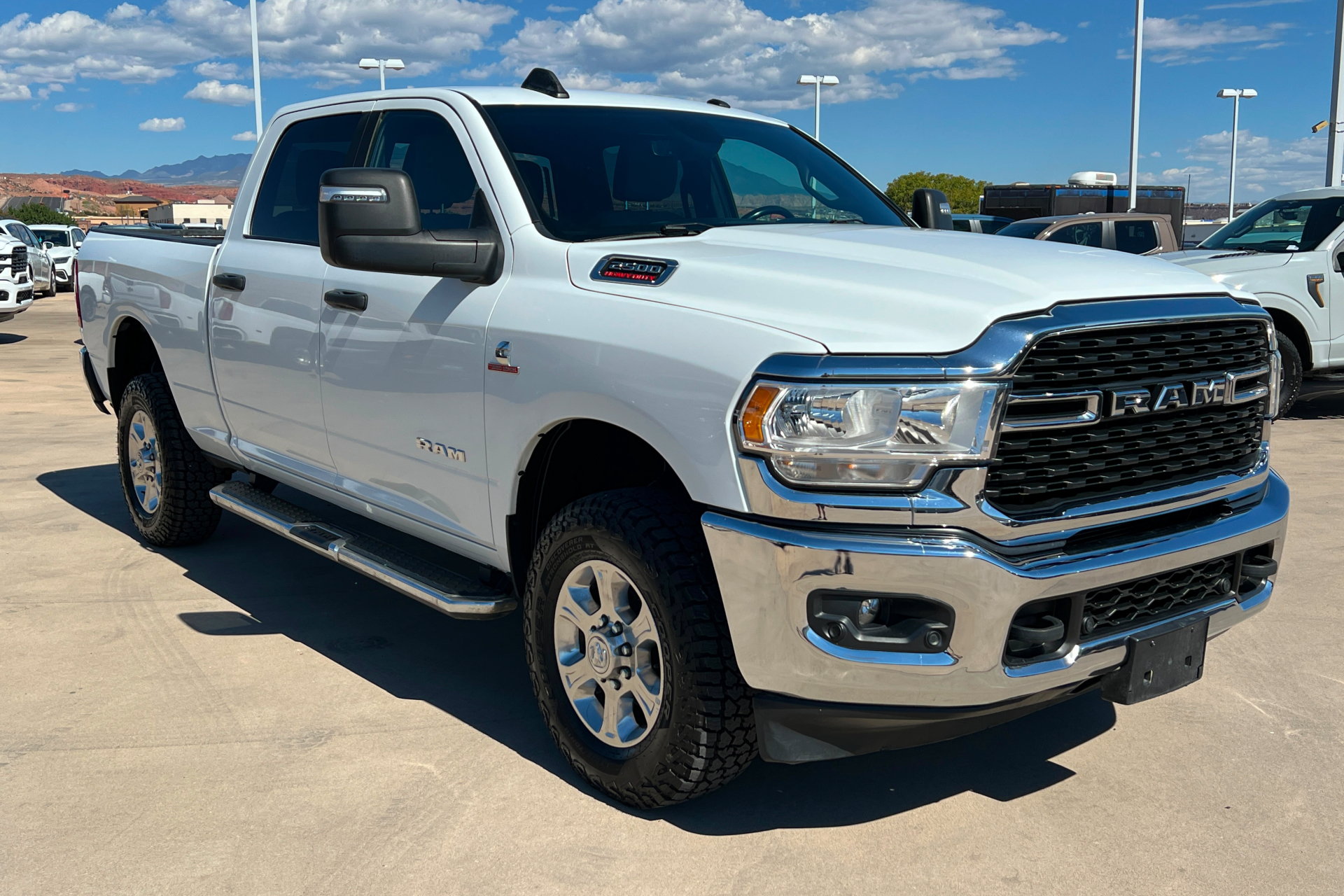 Certified 2024 RAM 2500 Big Horn w/ Off Road Package AWD/4WD image 7