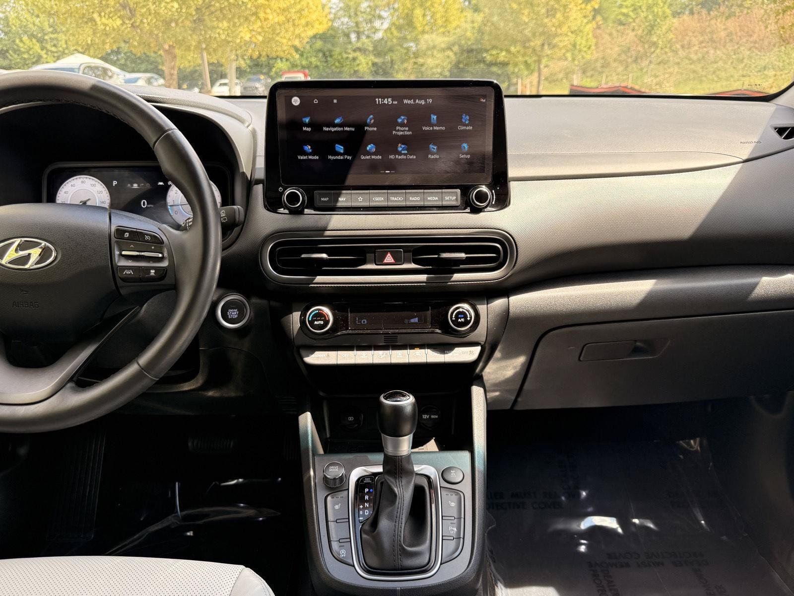 Used 2023 Hyundai Kona Limited AWD/4WD image 26