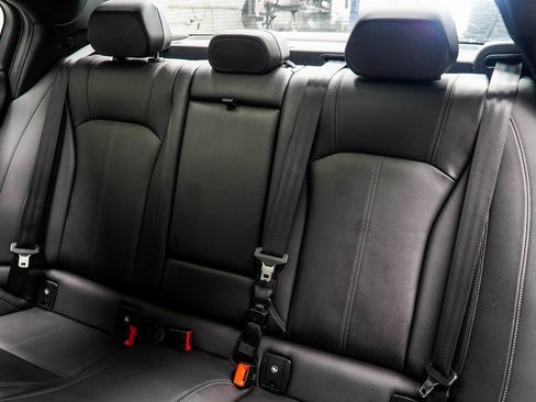 Used 2022 Alfa Romeo Giulia Ti image 38