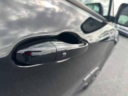 Used 2024 Jeep Compass Trailhawk image 17