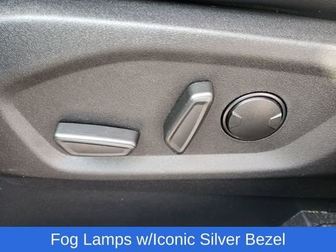 Used 2024 Ford Edge SEL w/ Convenience Package image 17