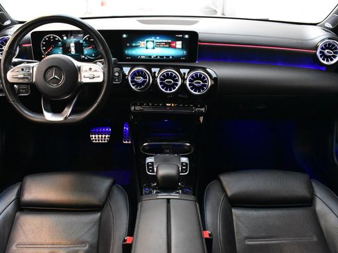 Used 2020 Mercedes-Benz CLA 250 image 28