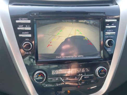 Used 2018 Nissan Murano SV AWD/4WD image 40