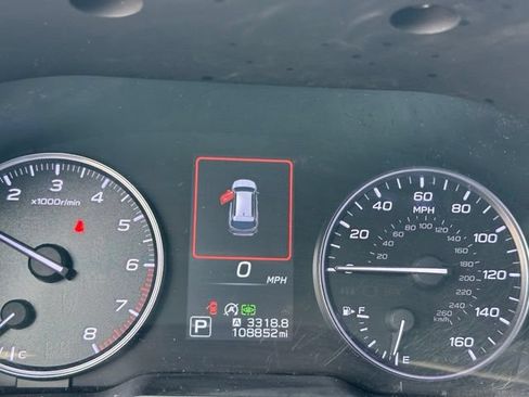 Used 2020 Subaru Outback Touring AWD/4WD image 29